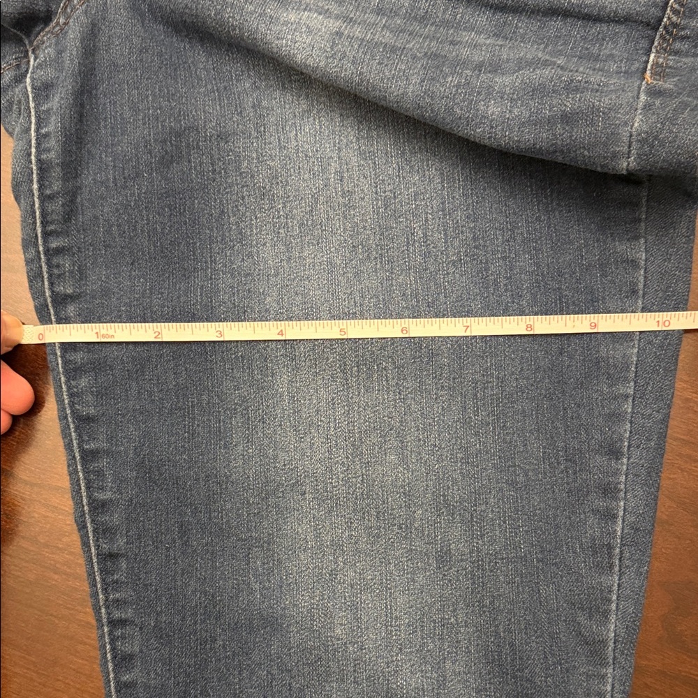 Democracy Women's Blue Jeans - Picture 8 of 9